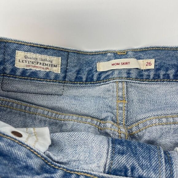 Levi Straus & Co. Women's Mom Skirt Button Front Denim Skirt Size 26 - Picture 3 of 4